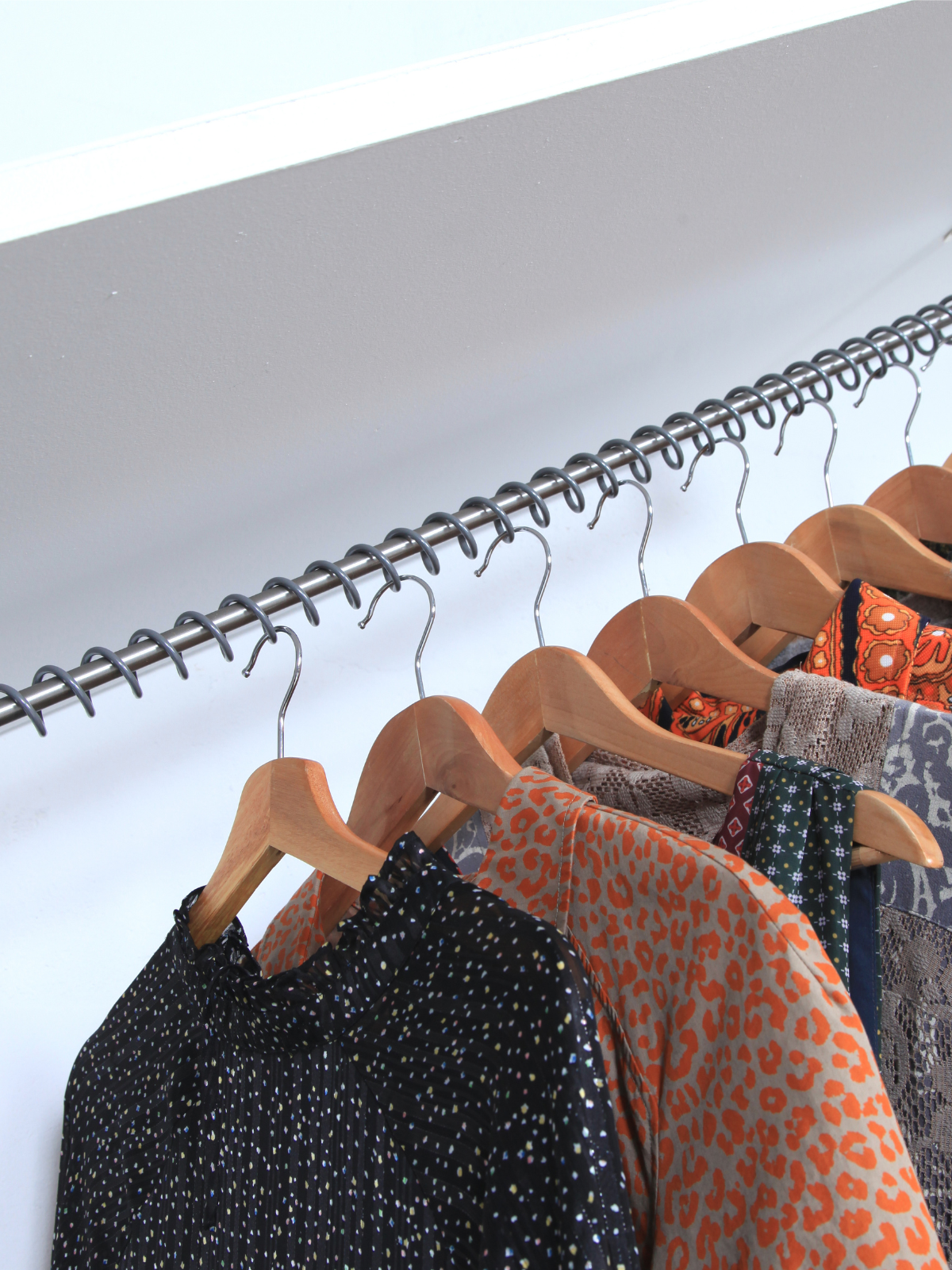 Zebedee® Dove Grey – Any Angle Clothes Rail