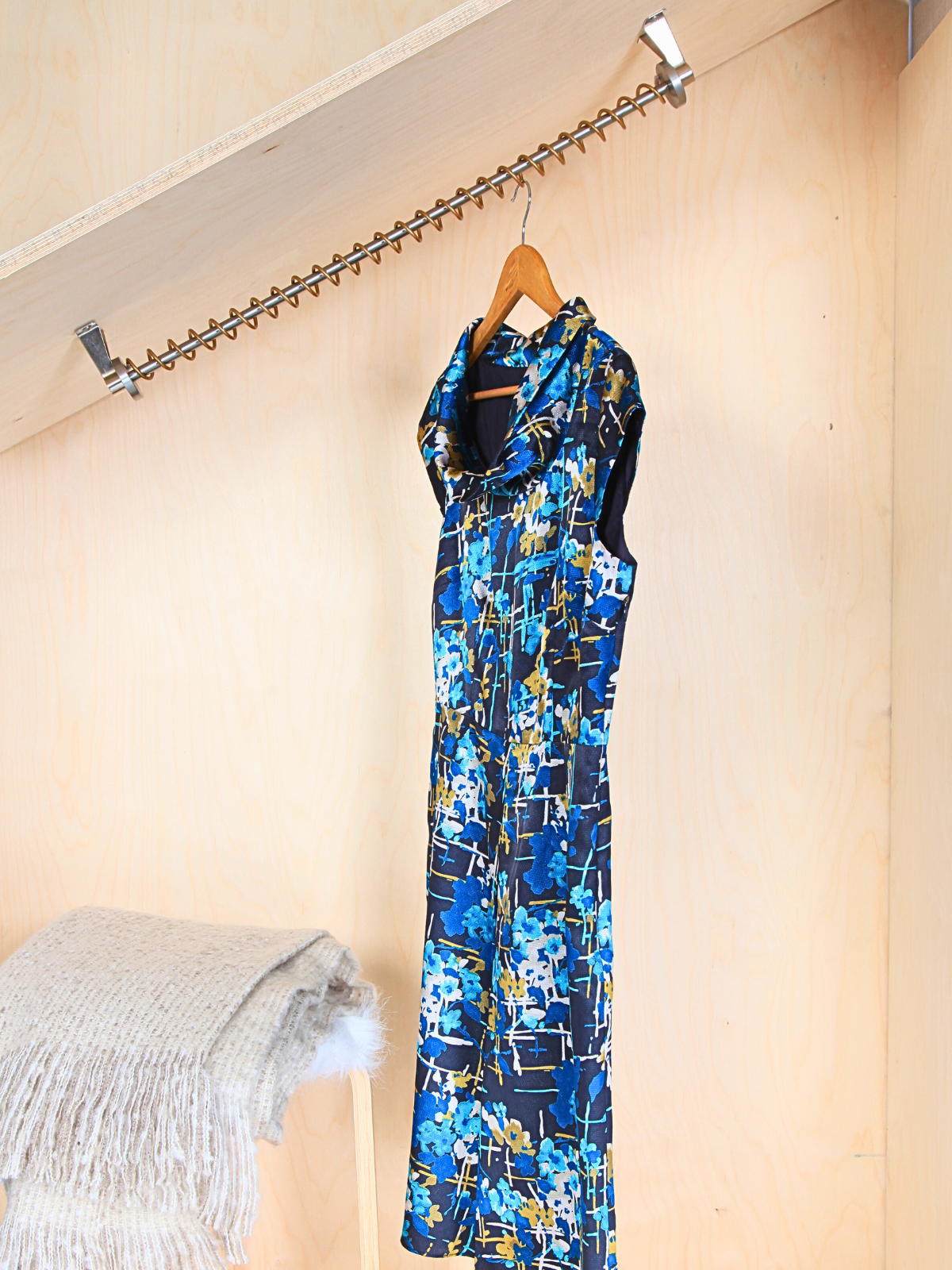 Zebedee® Rolled Gold – Any Angle Clothes Rail