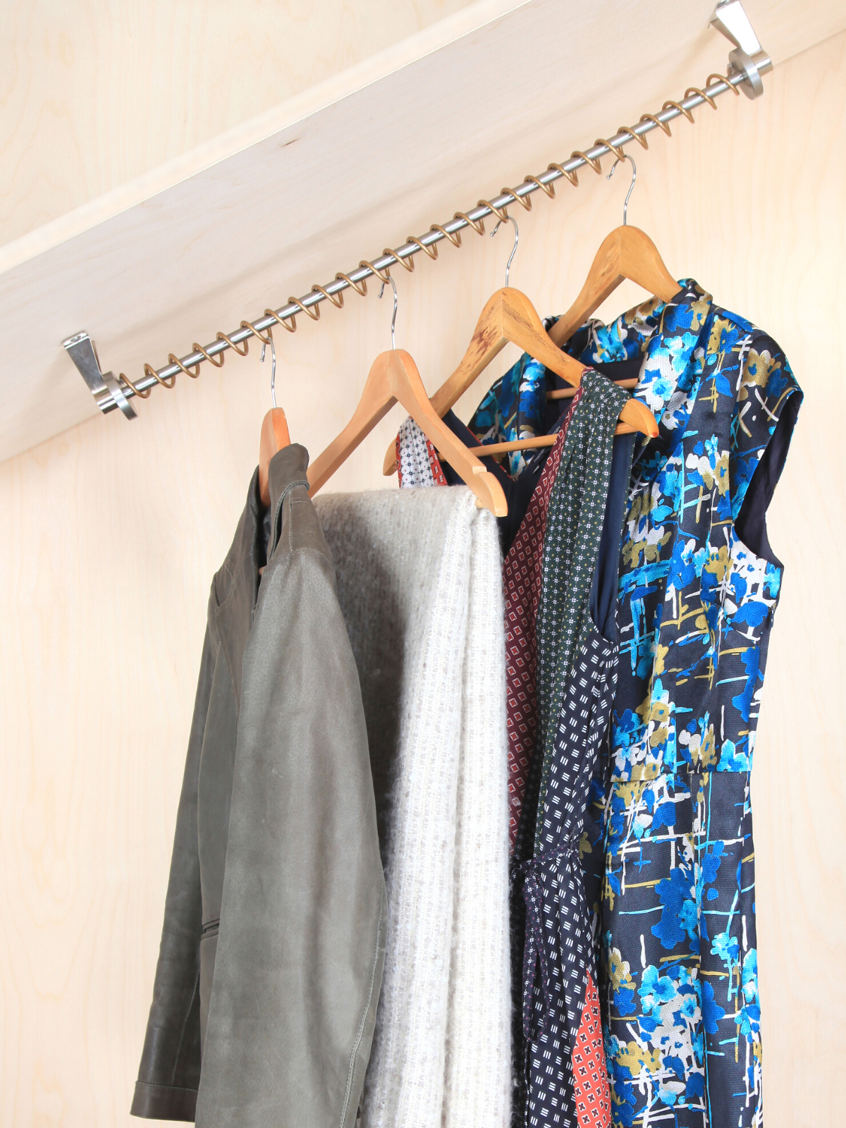 Zebedee® Rolled Gold – Any Angle Clothes Rail