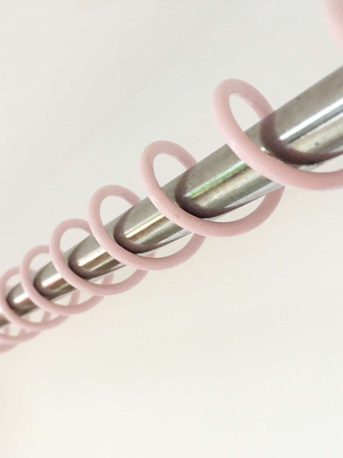 Zebedee Any Angle Hanging Rail - Millennial Pink - Product image